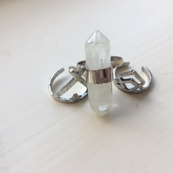 Wila  Boho Ring Set - Picture 3 of 3